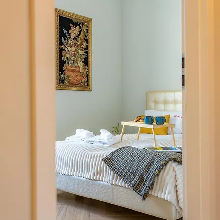 Appartement Art Deco Elegance